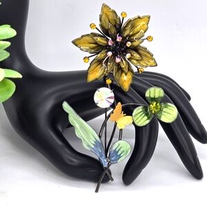 Beautiful Vintage Enamel Flower 4 inch Brooch Revoli Crystal Gold Butterfly